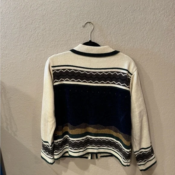 Wrangler Cream and Navy Cardigan with Pattern - Picture 2 of 2